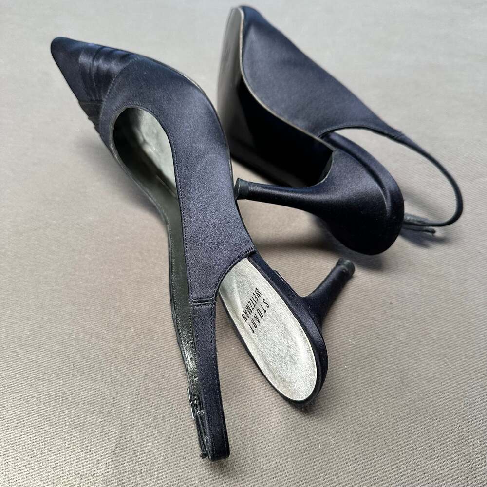 Stuart‎ Weitzman - Picture 5 of 6
